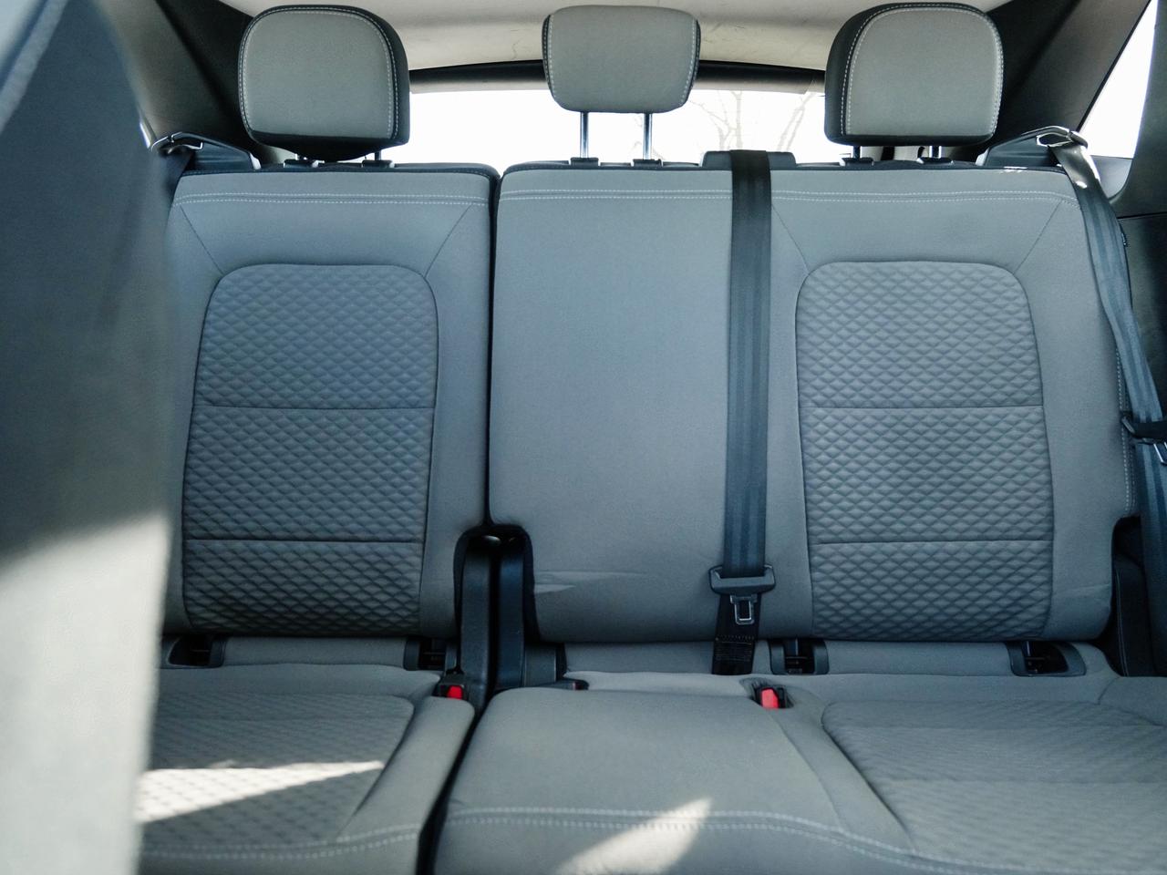 2021 Ford Escape SE MODEL/4X4/GREAT ON GAS! Photo