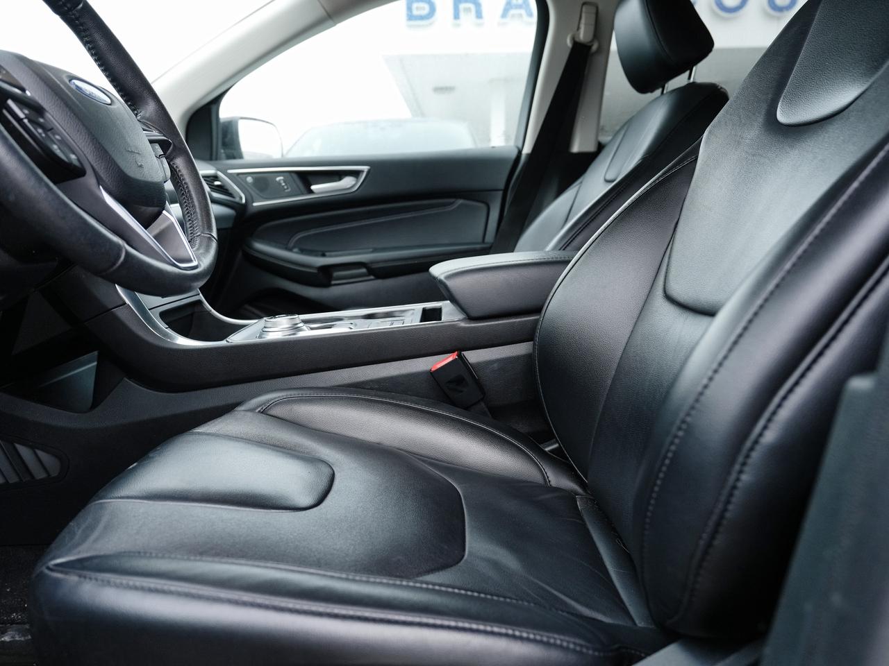 2021 Ford Edge TITANIUM | AWD | LOADED UP! | LEATHER | PANO ROOF Photo