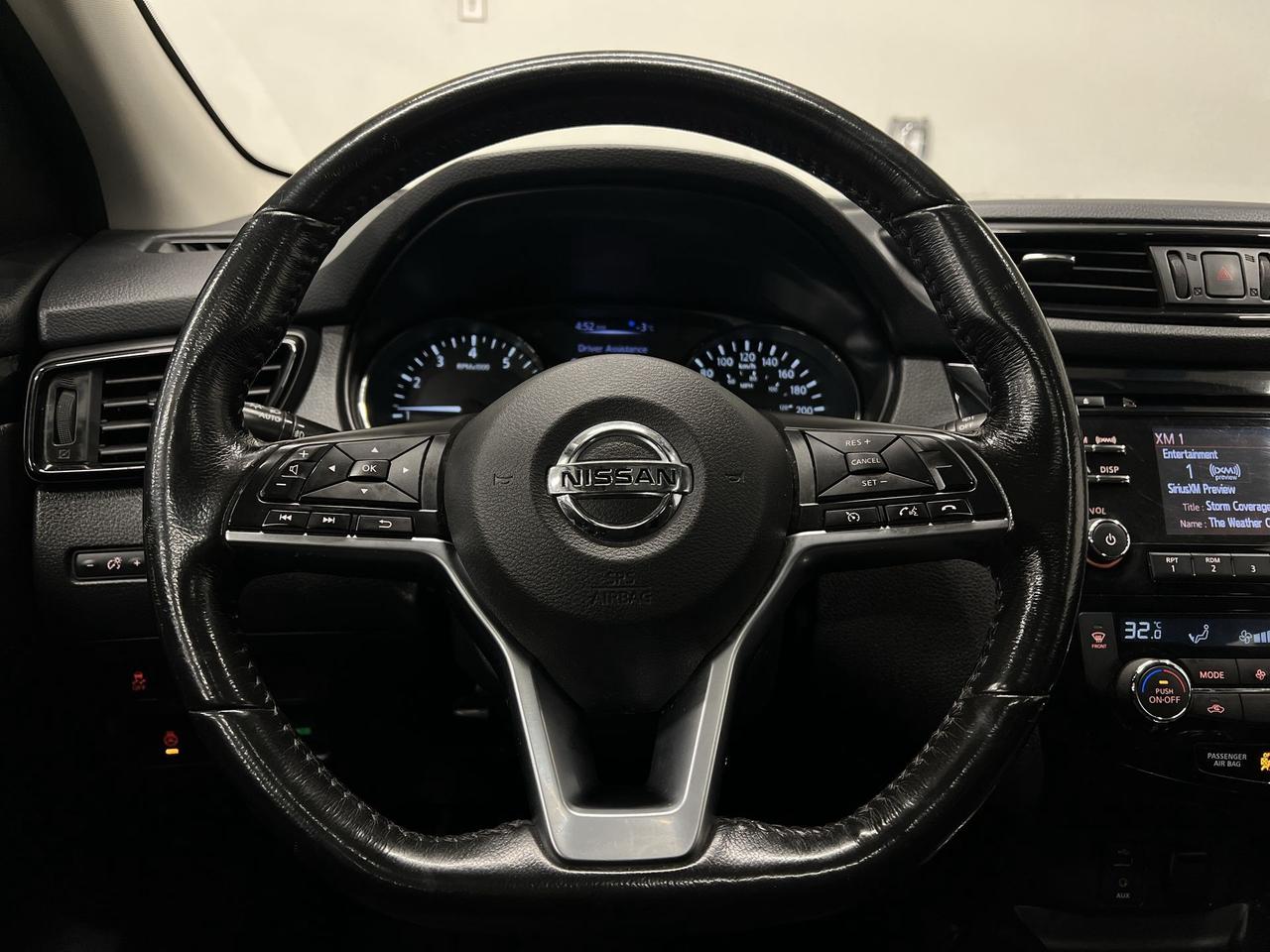 2018 Nissan Qashqai SV | LOW KMS | SUNROOF | HTD SEATS | REMOTE START Photo