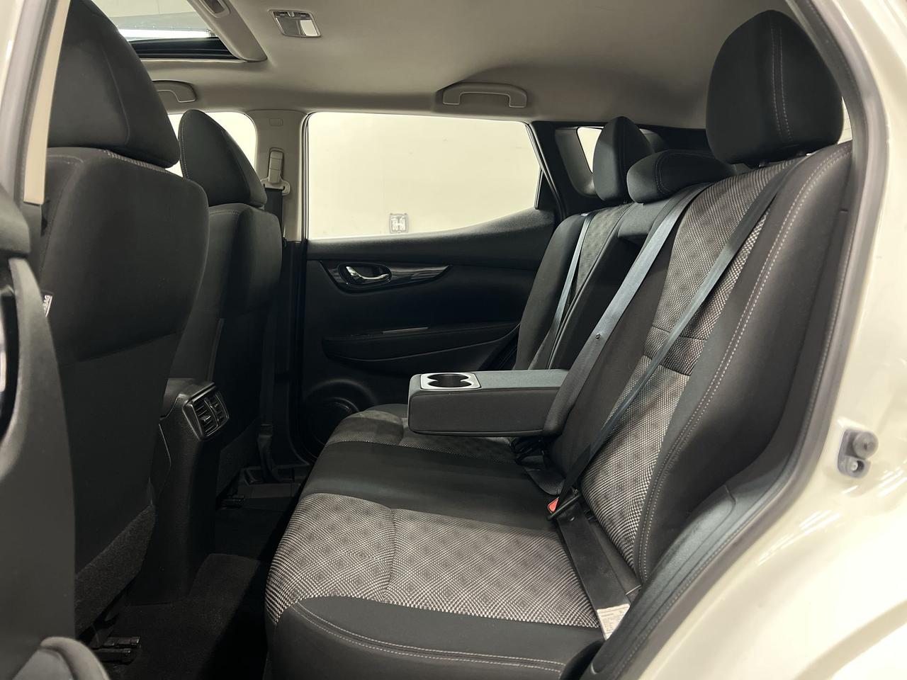2018 Nissan Qashqai SV | LOW KMS | SUNROOF | HTD SEATS | REMOTE START Photo