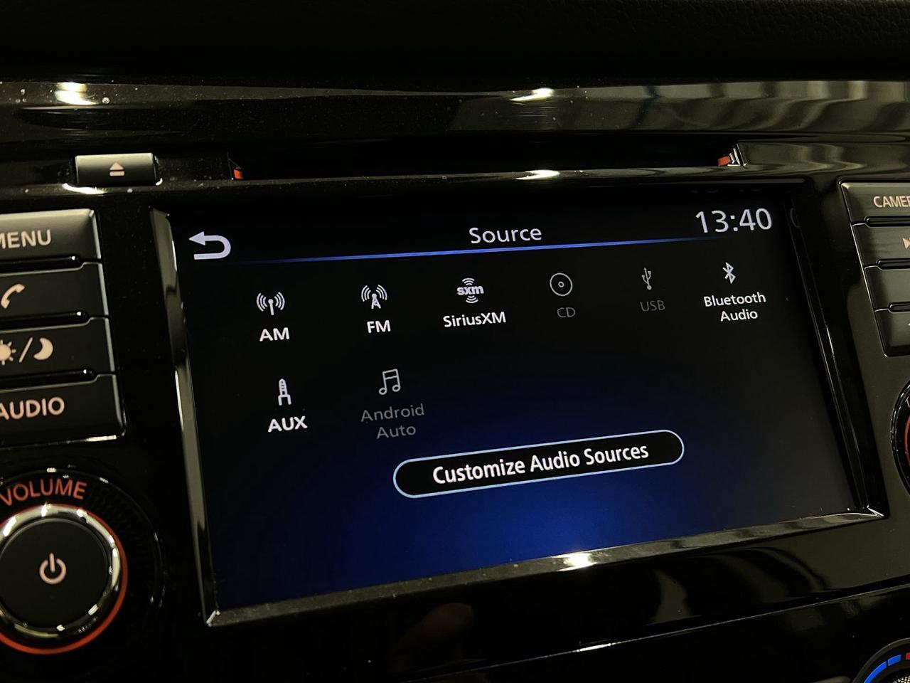 2023 Nissan Qashqai AWD | HTD SEATS | CARPLAY | BLIND SPOT | ALLOYS Photo