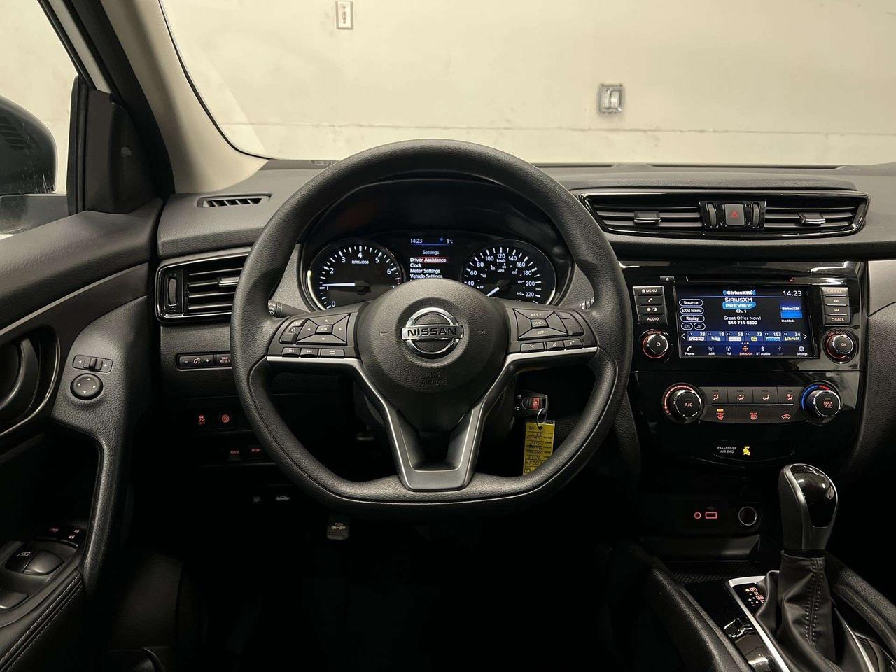 2023 Nissan Qashqai AWD | HTD SEATS | CARPLAY | BLIND SPOT | ALLOYS Photo
