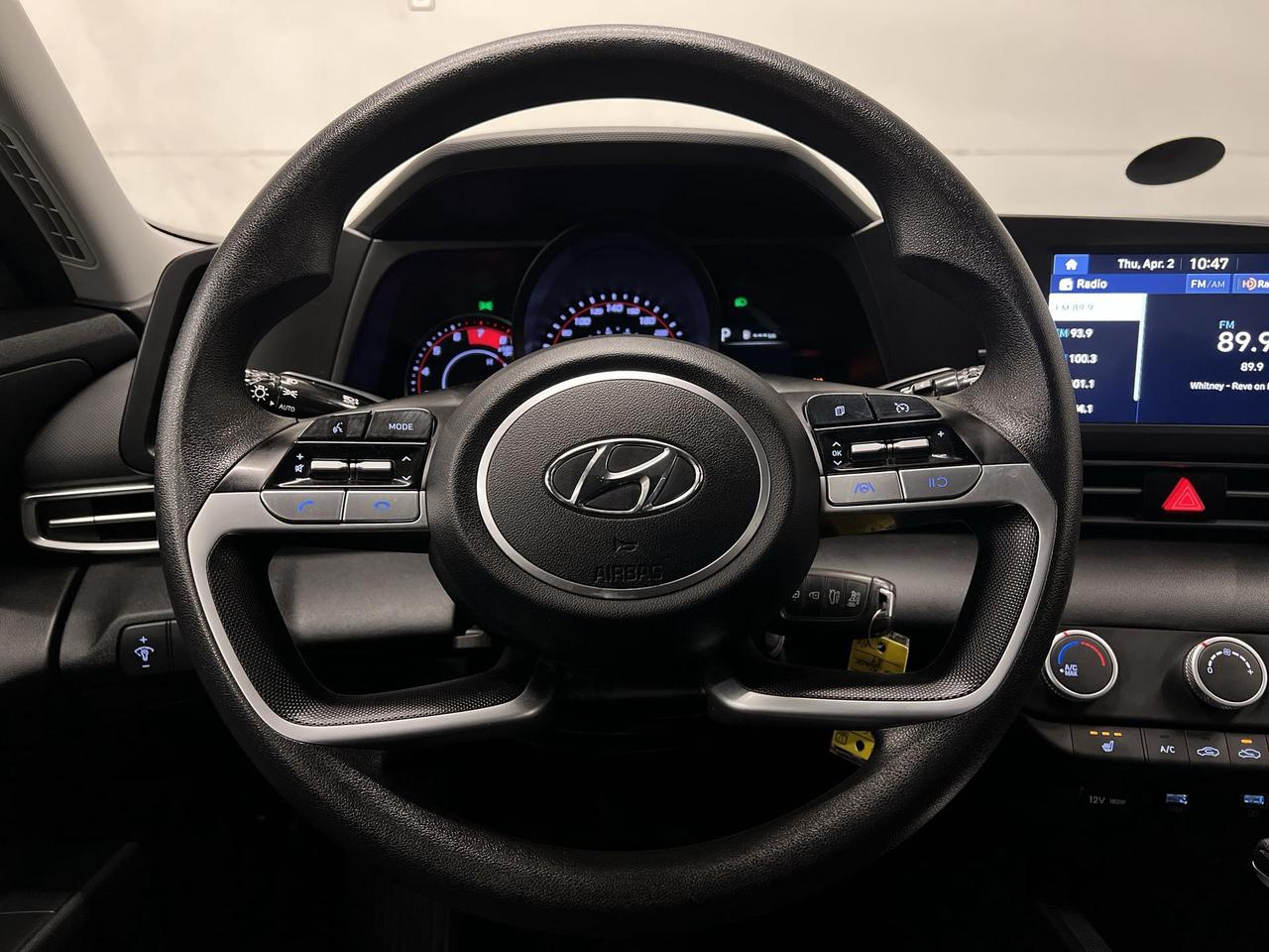 2023 Hyundai Elantra HTD SEATS | WIRELESS CARPLAY | BLUETOOTH | A/C Photo