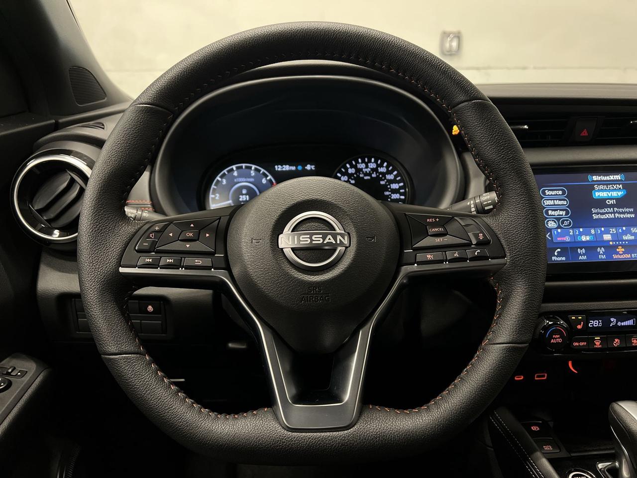 2024 Nissan Kicks SR | ONLY 13,000KMS! | LEATHER | CARPLAY Photo