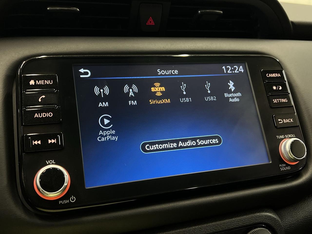 2024 Nissan Kicks SR | ONLY 13,000KMS! | LEATHER | CARPLAY Photo