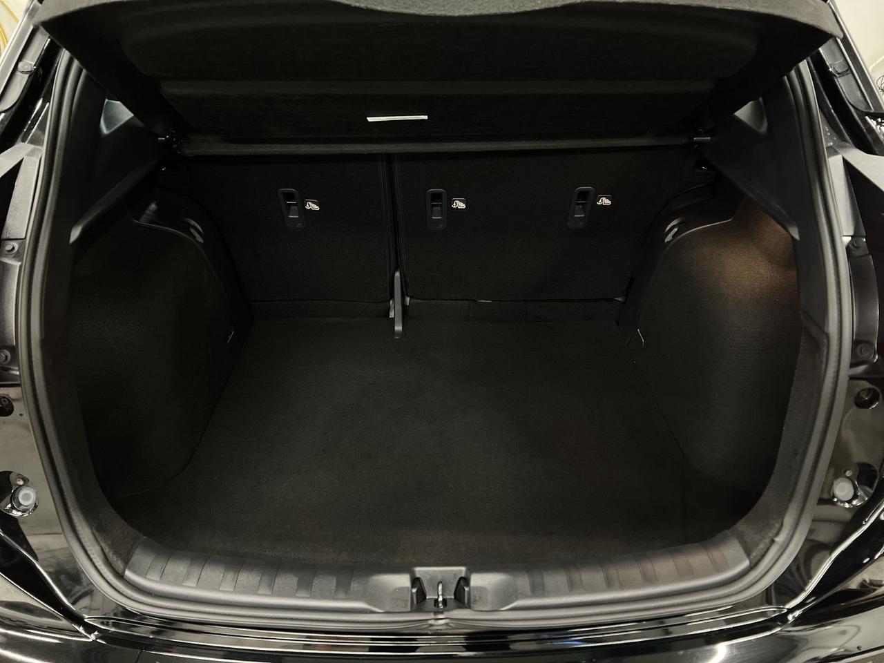 2024 Nissan Kicks SR | ONLY 13,000KMS! | LEATHER | CARPLAY Photo