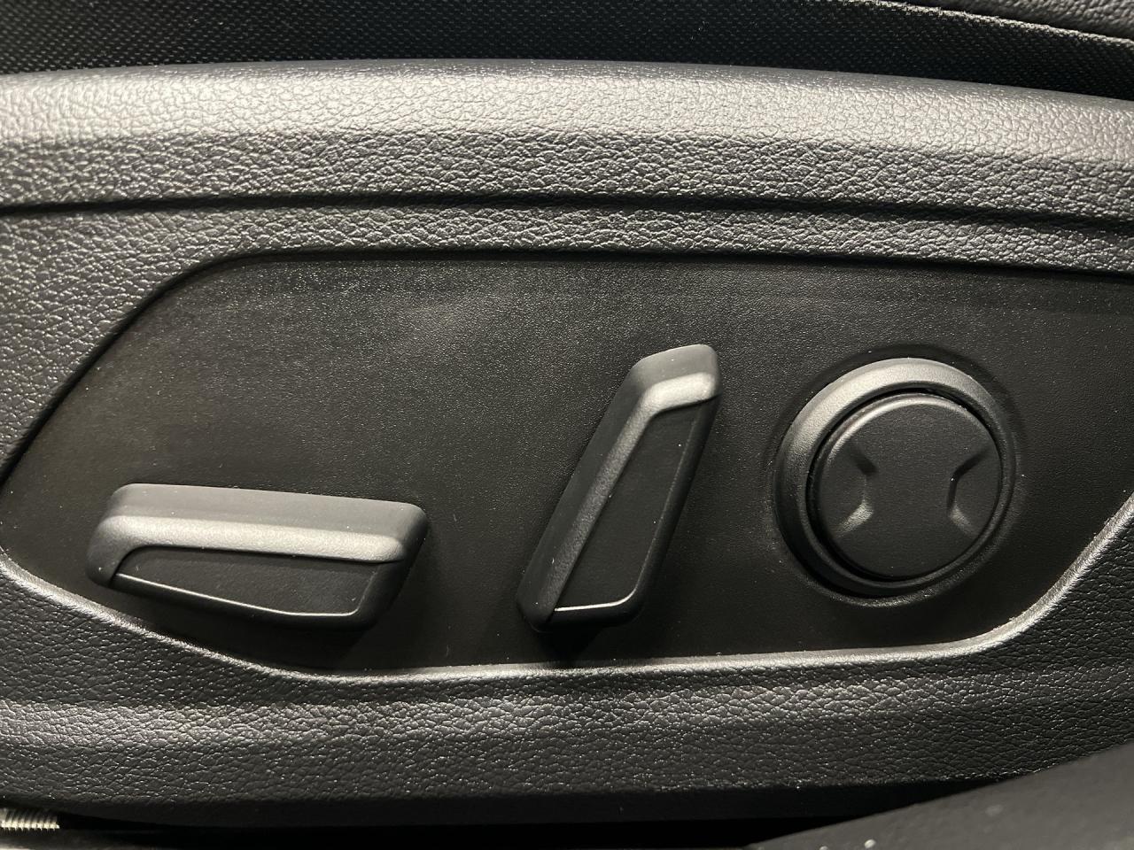 2025 Hyundai Sonata TREND AWD | COOLED LEATHER | PANO ROOF | CARPLAY Photo