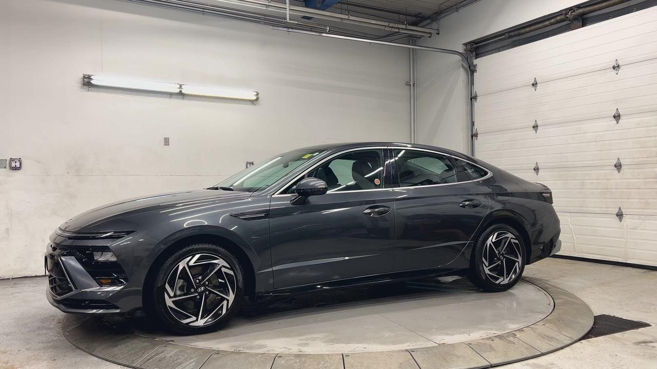 2025 Hyundai Sonata TREND AWD | COOLED LEATHER | PANO ROOF | CARPLAY Photo