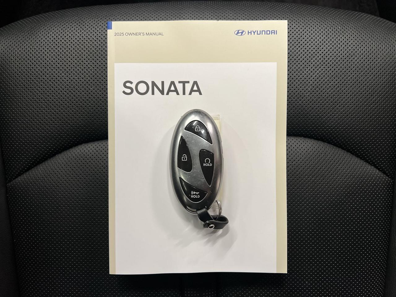 2025 Hyundai Sonata TREND AWD | COOLED LEATHER | PANO ROOF | CARPLAY Photo