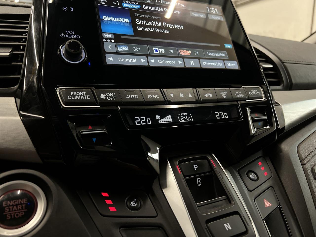 2018 Honda Odyssey EX-L NAVI |8-PASS | HTD LEATHER |SUNROOF | CARPLAY Photo