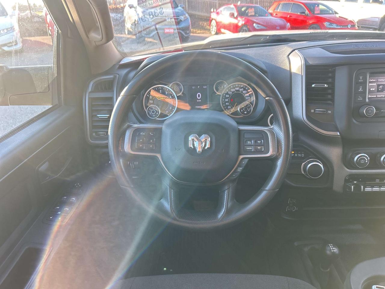 2020 RAM 3500 TRADESMAN, CLEAN CARFAX, 6.4L HEMI, 6 PASSENGER! - Photo #14