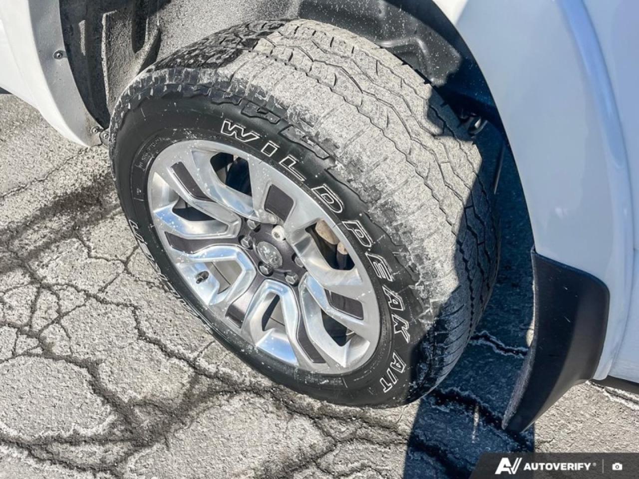 2022 RAM 1500 Longhorn  LONGHORN, HEMI, HEATED AND COOLED SEATS Photo