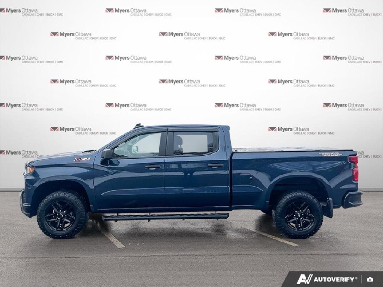 2022 Chevrolet Silverado 1500 LTD Custom Trail Boss  2CX, TRAILBOSS, 6.2 V8 CREW Photo2