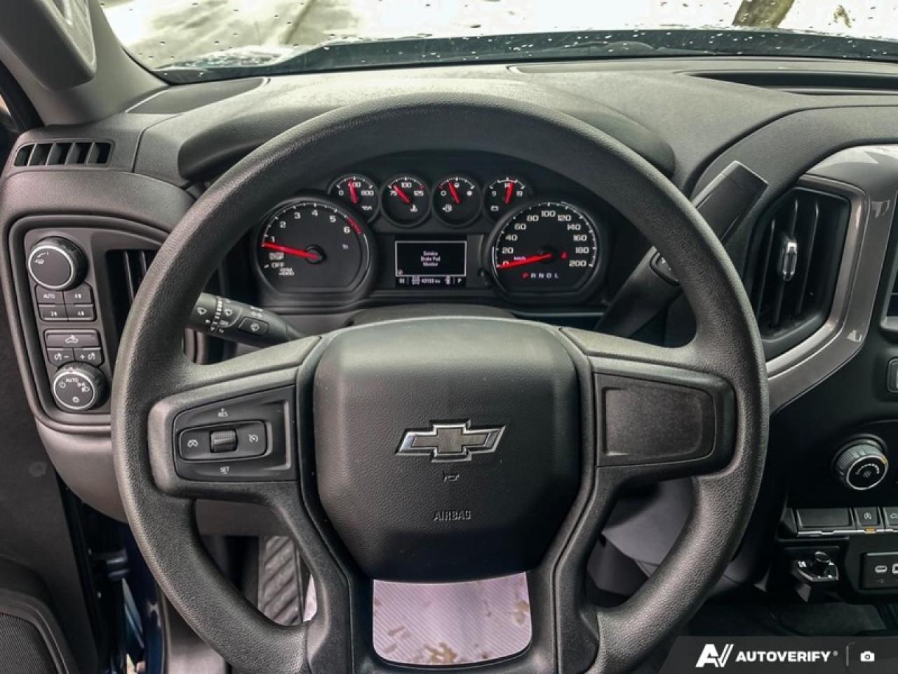 2022 Chevrolet Silverado 1500 LTD Custom Trail Boss  2CX, TRAILBOSS, 6.2 V8 CREW Photo