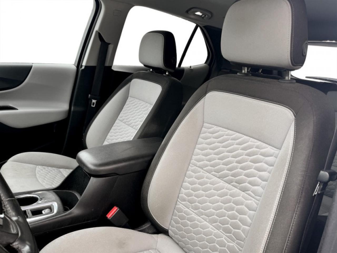 2020 Chevrolet Equinox LT Photo