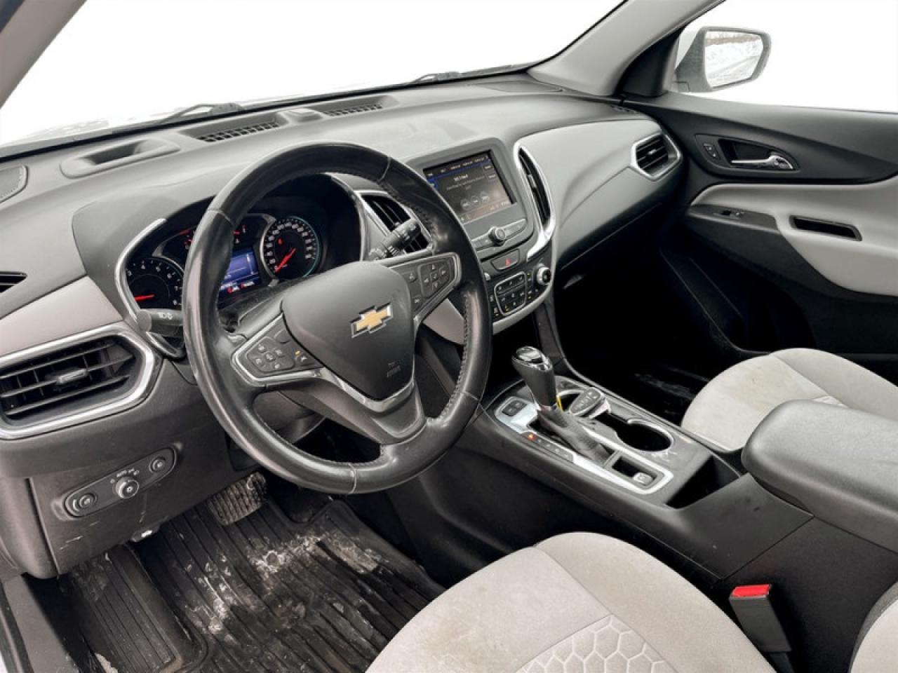 2020 Chevrolet Equinox LT Photo