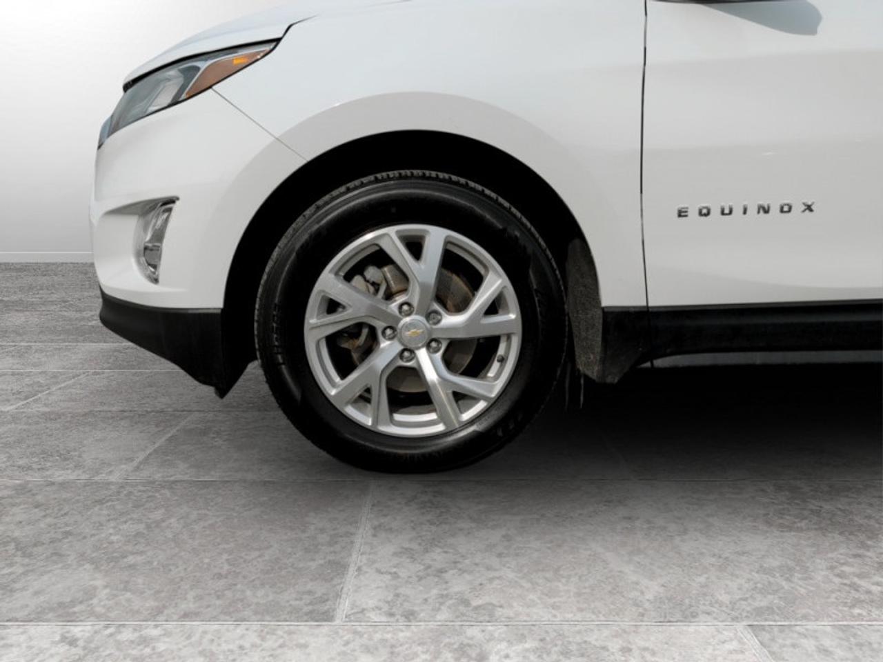 2020 Chevrolet Equinox LT  CONFIDENCE-CONVENIENCE PKGS Photo