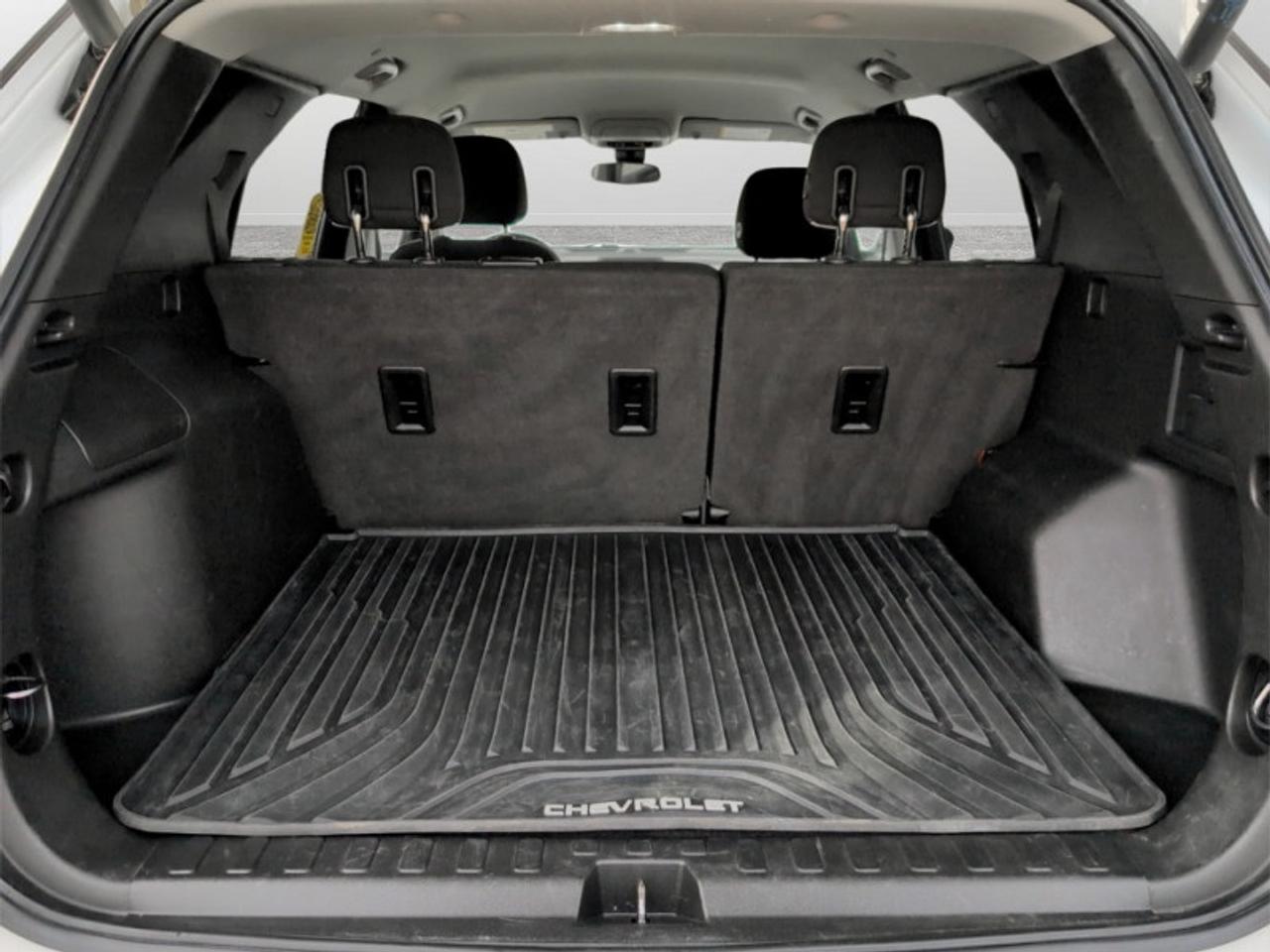 2020 Chevrolet Equinox LT  CONFIDENCE-CONVENIENCE PKGS Photo