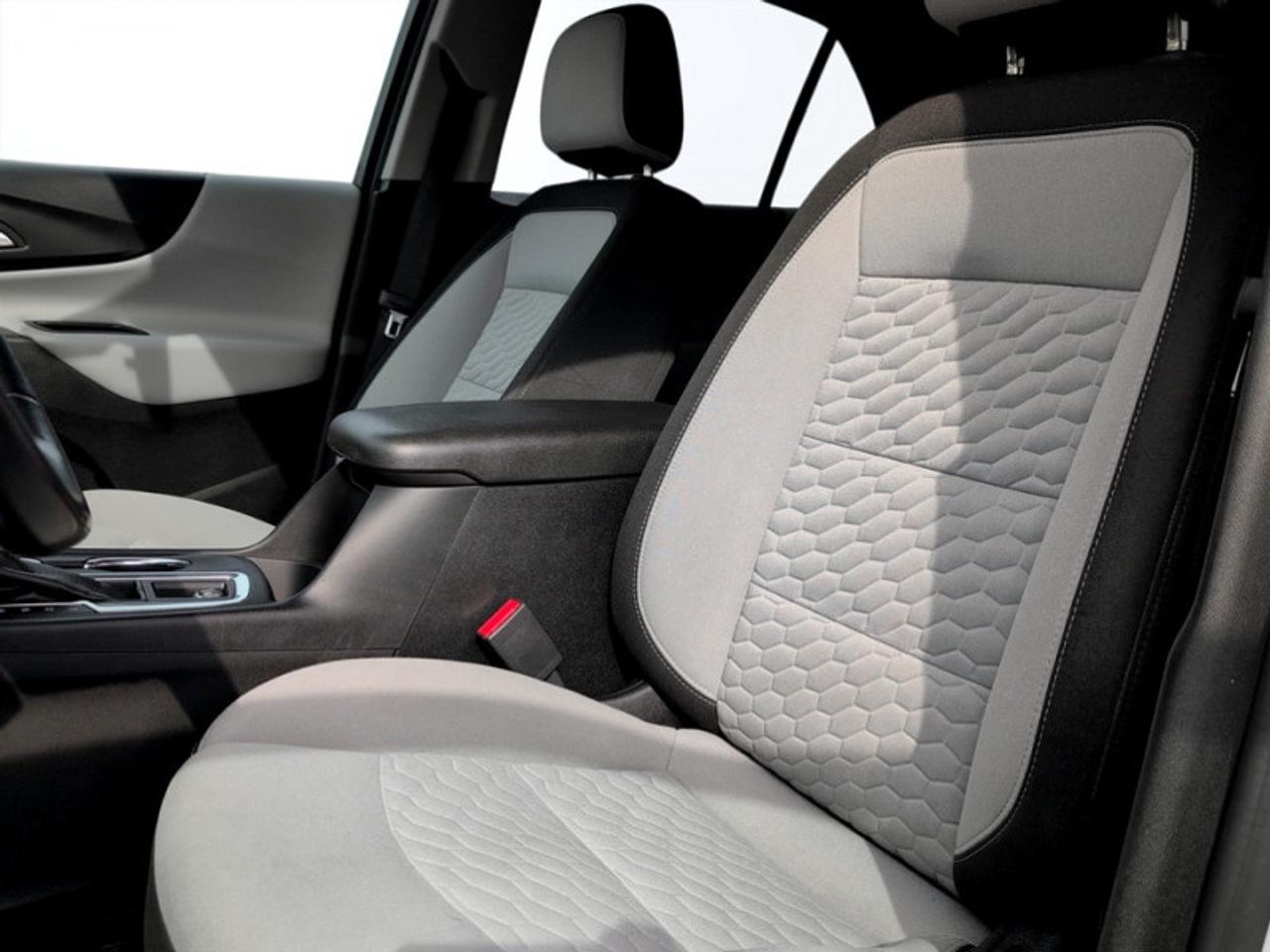 2020 Chevrolet Equinox LT  CONFIDENCE-CONVENIENCE PKGS Photo