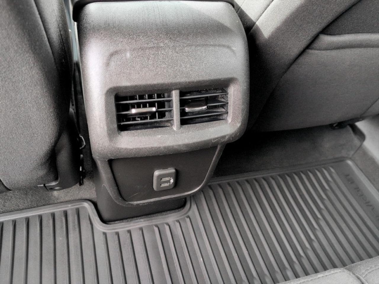 2020 Chevrolet Equinox LT  CONFIDENCE-CONVENIENCE PKGS Photo