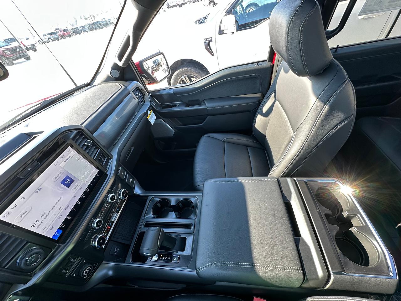 2026 Ford F-150 Lariat 4WD SuperCrew 5.5' Box Photo5