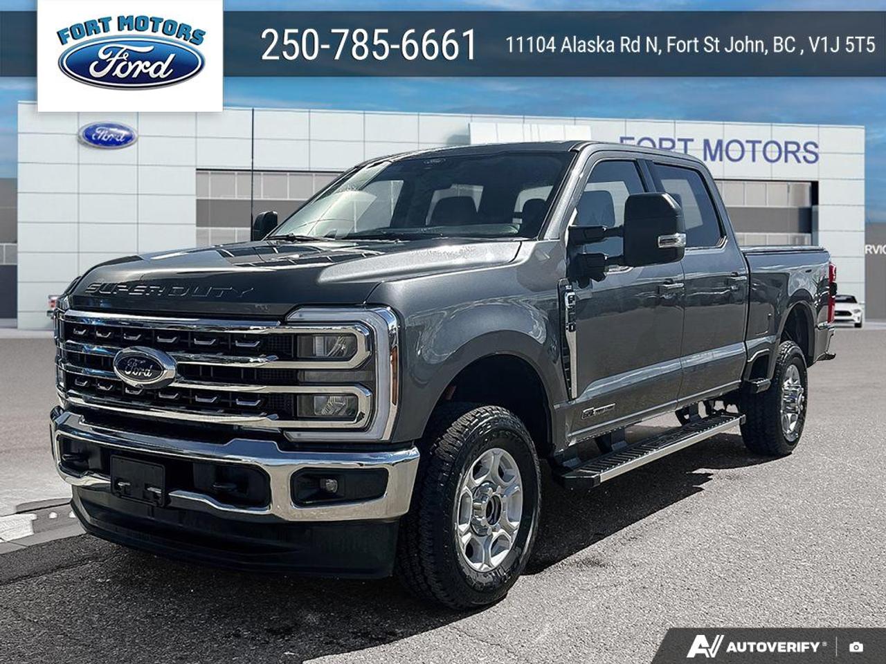 2026 Ford SUPER DUTY F-350 SRW XLT Photo0