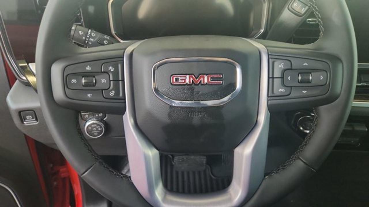 13574138