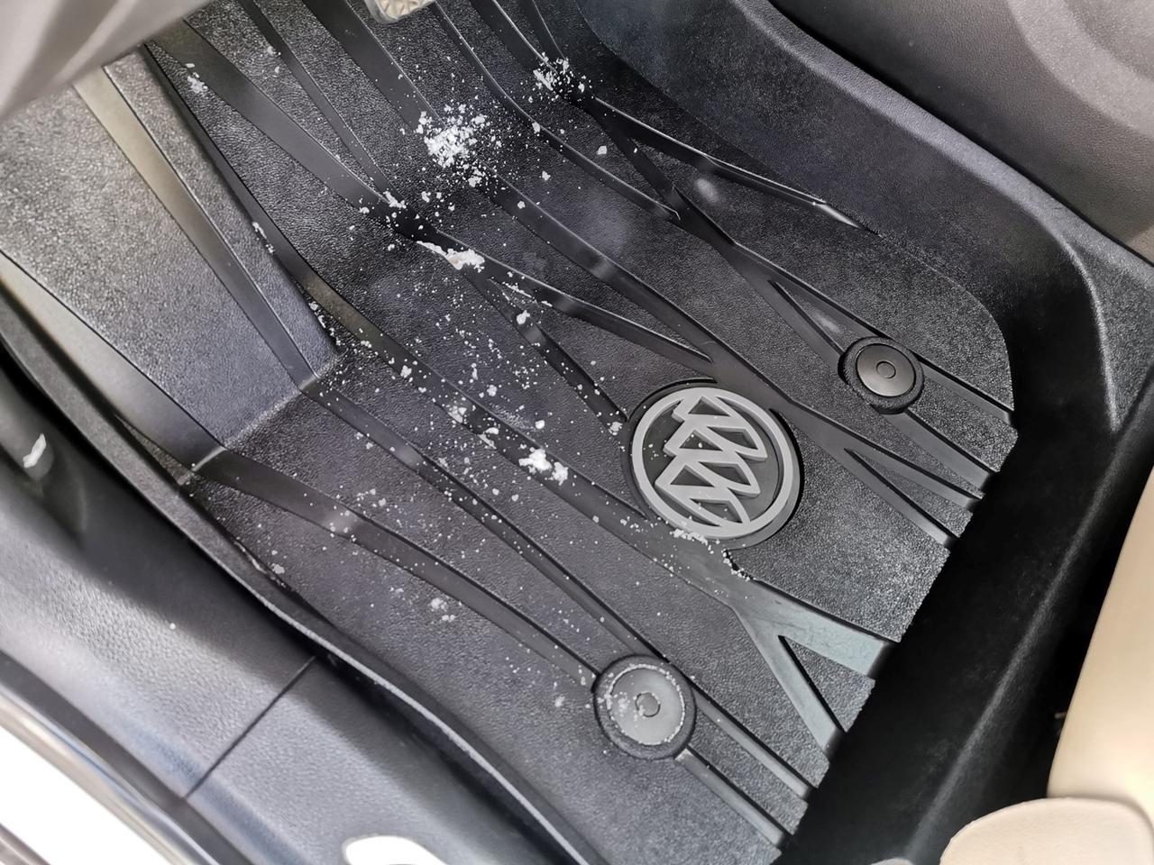 2017 Buick Envision Premium Photo