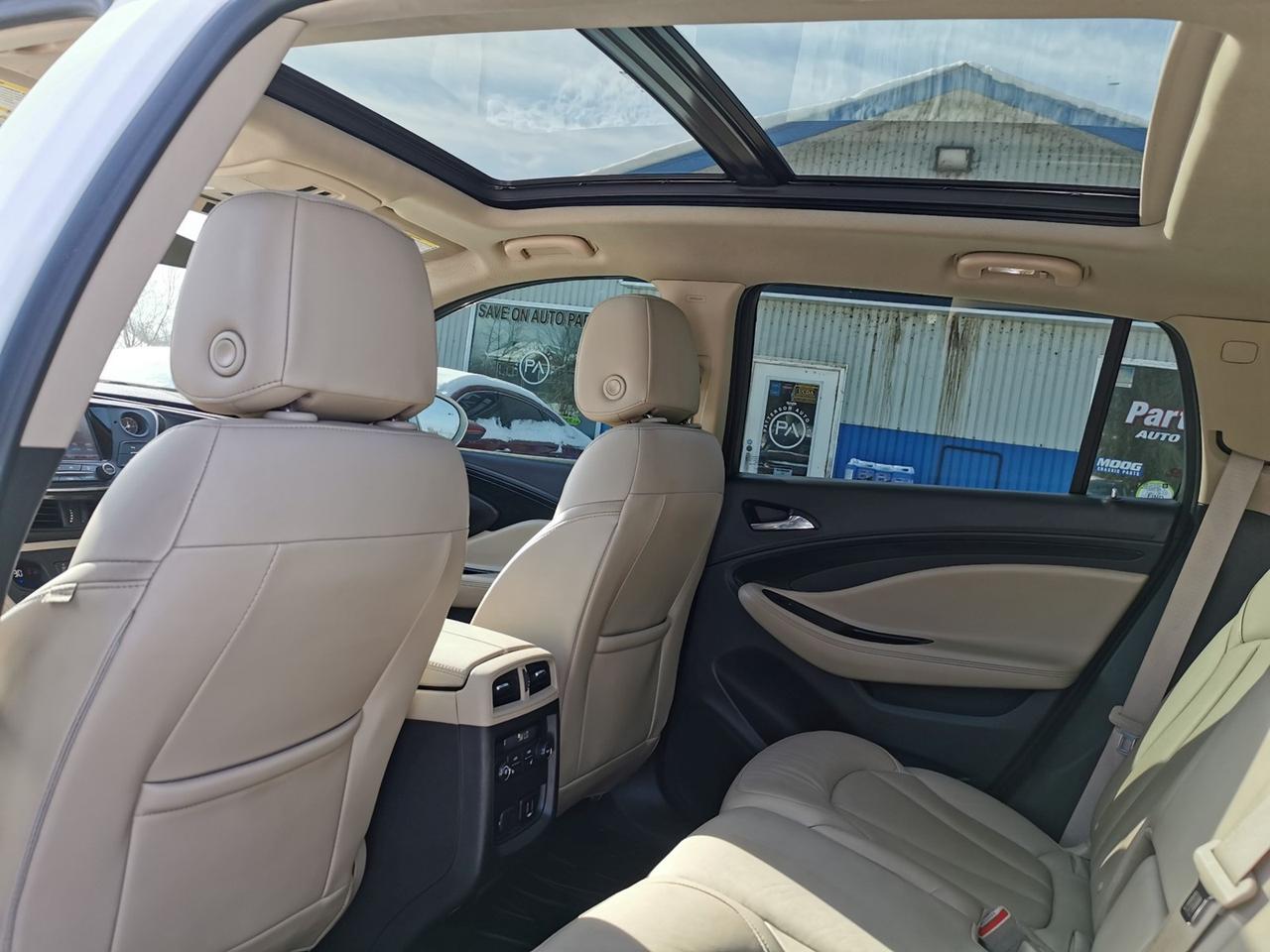 2017 Buick Envision Premium Photo