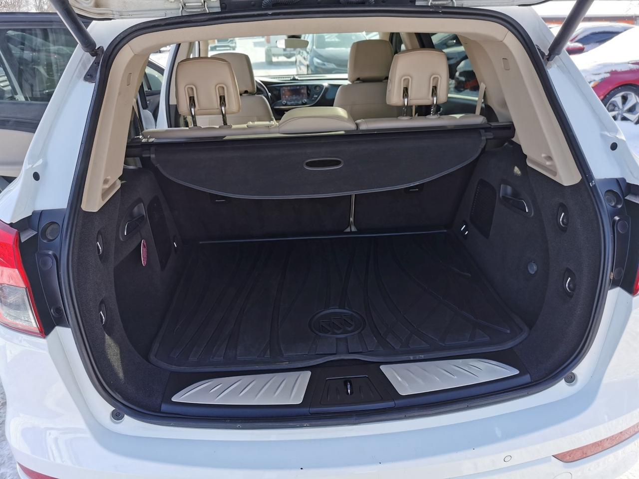 2017 Buick Envision Premium Photo