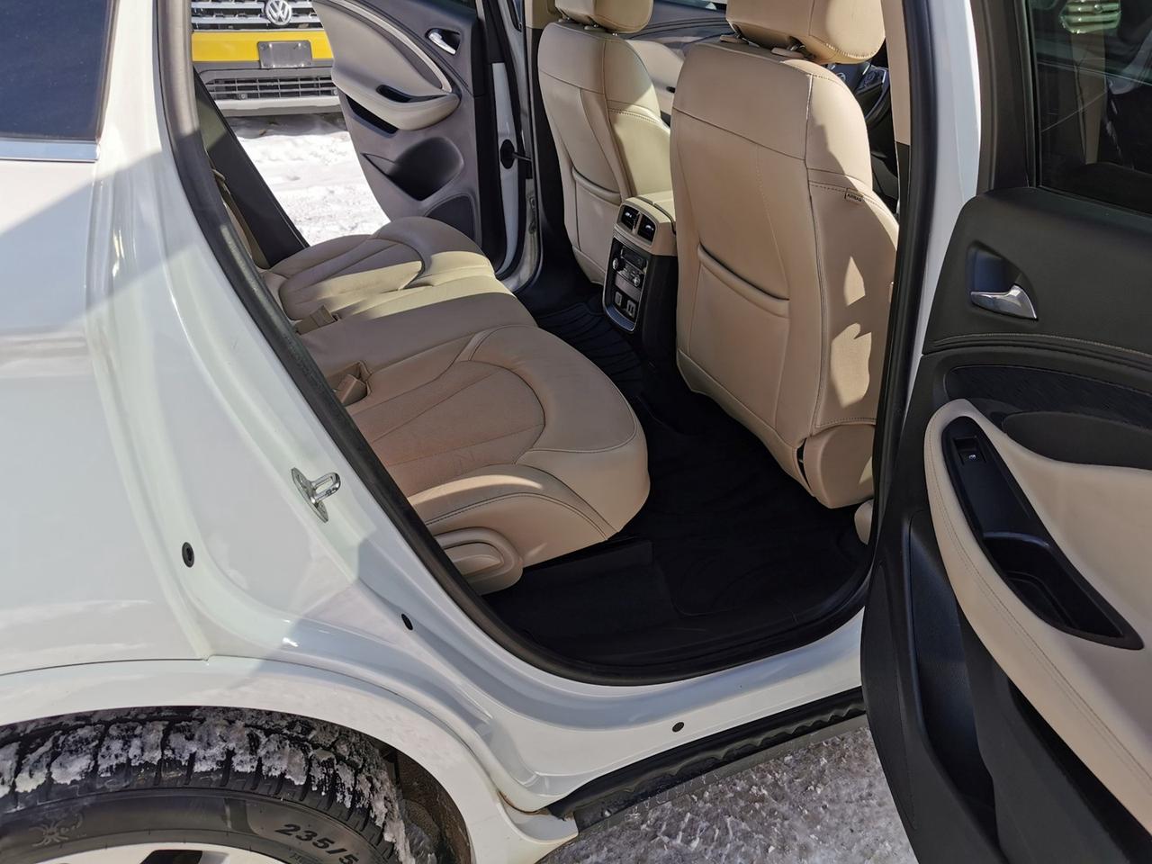 2017 Buick Envision Premium Photo