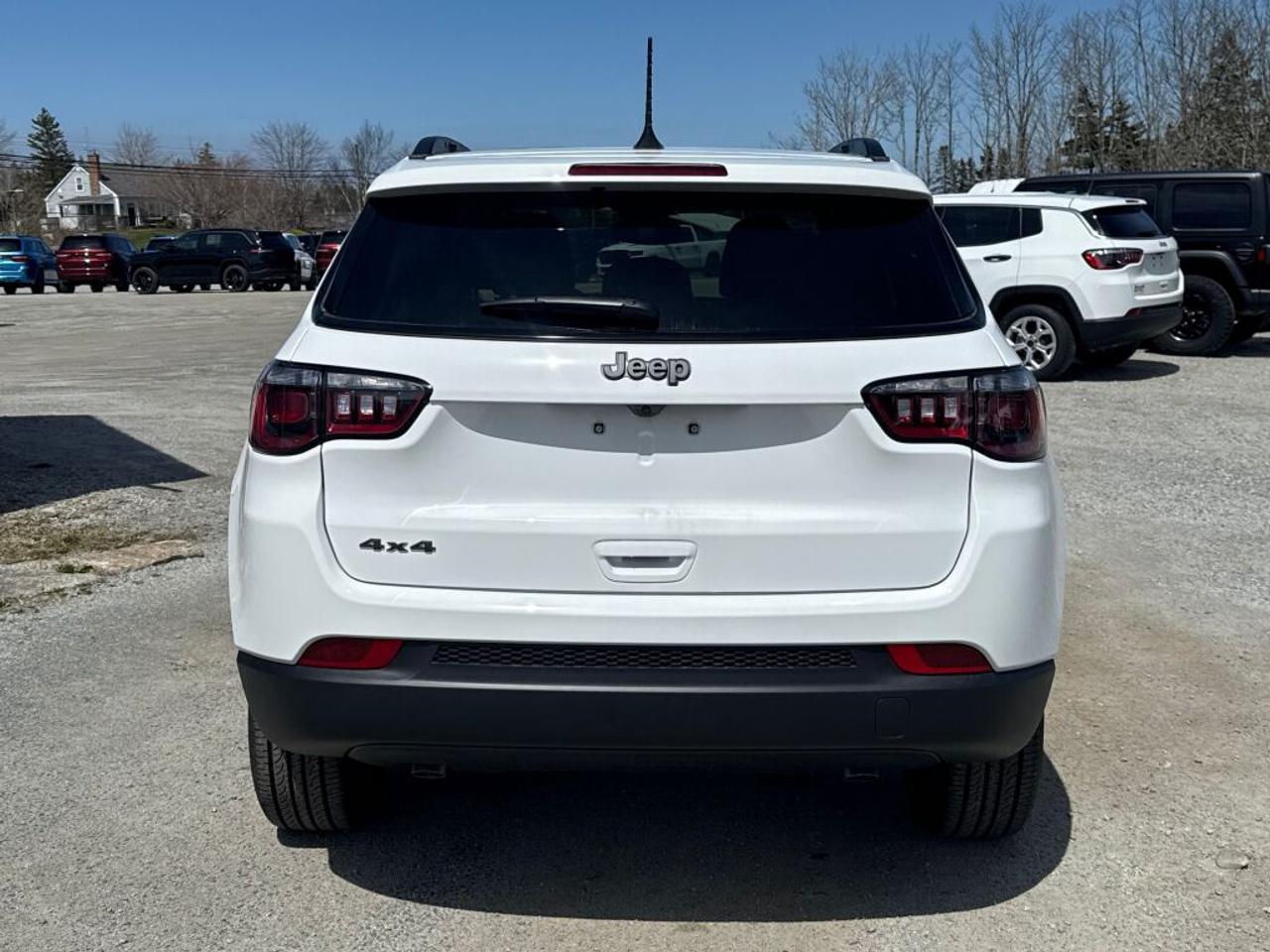 2026 Jeep Compass NORTH Photo