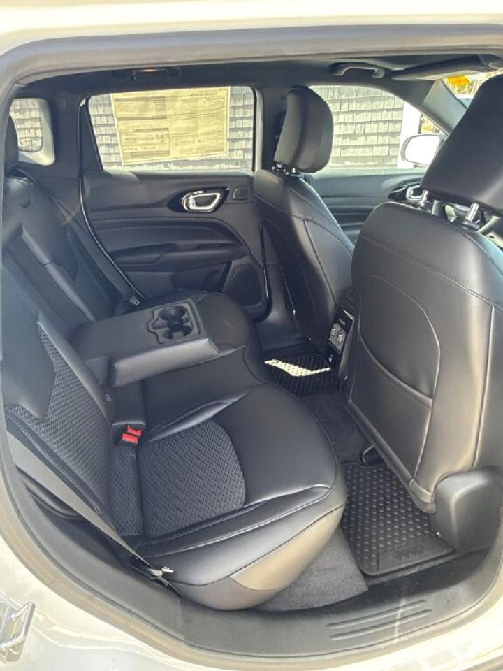 2026 Jeep Compass NORTH Photo