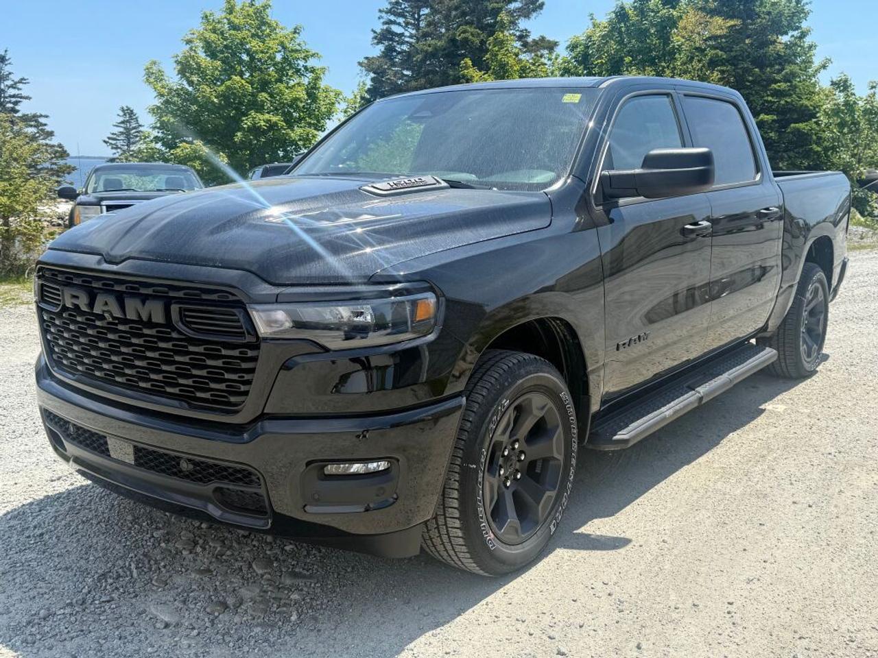 2026 RAM 1500 Express Photo