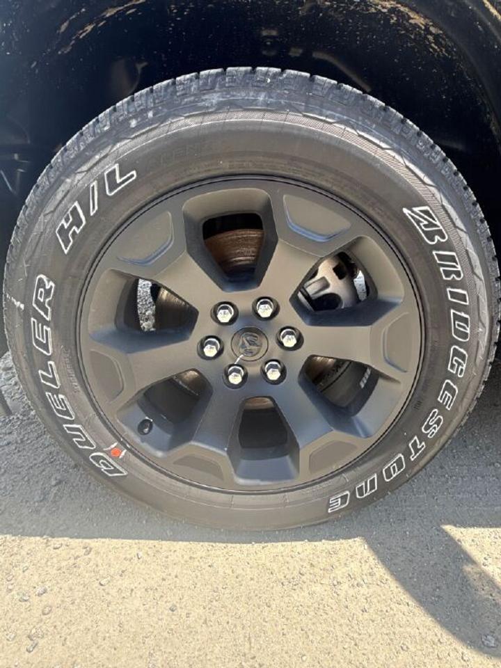 2026 RAM 1500 Express Photo
