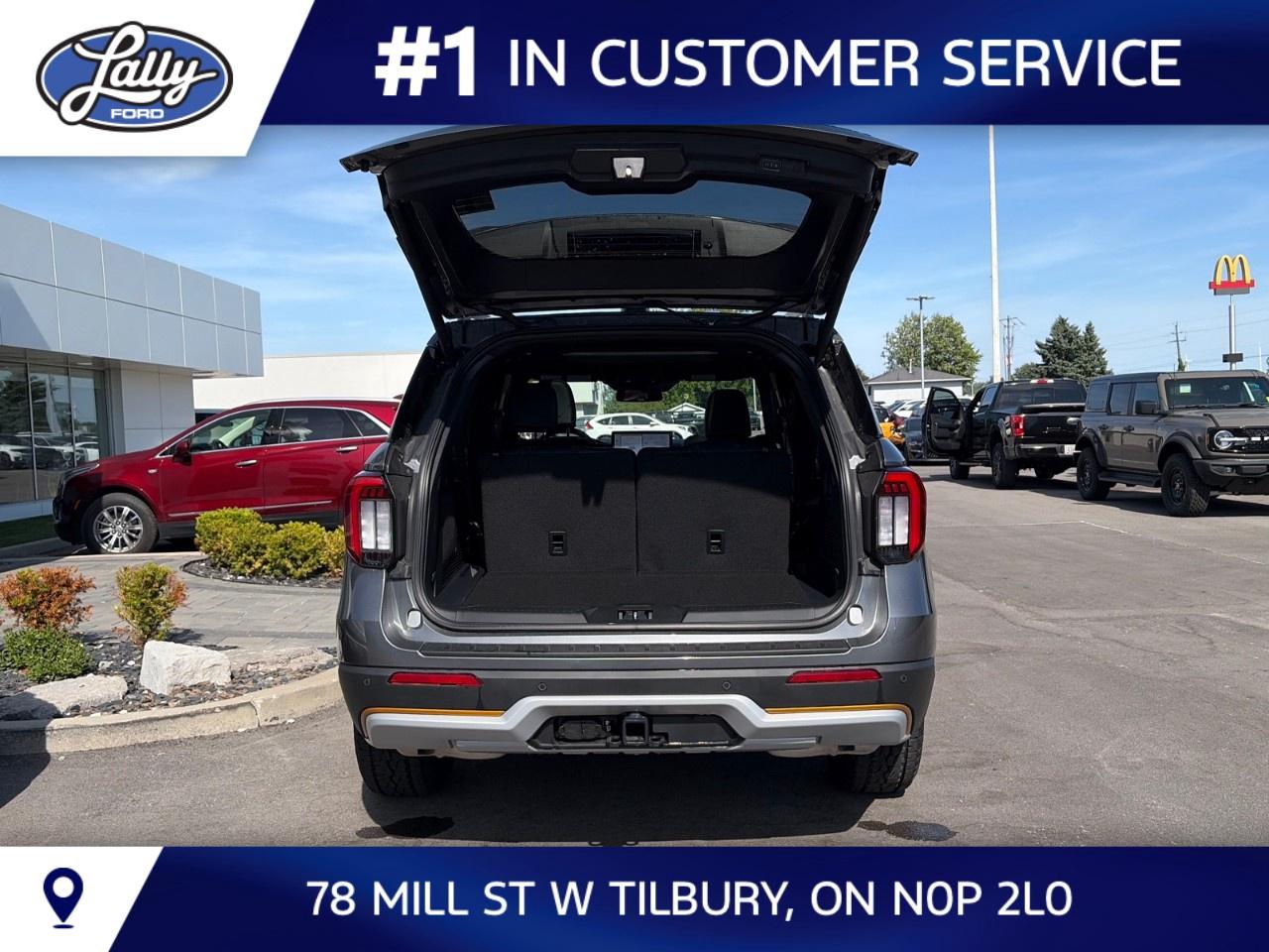 2026 Ford Explorer Tremor 4WD Photo4