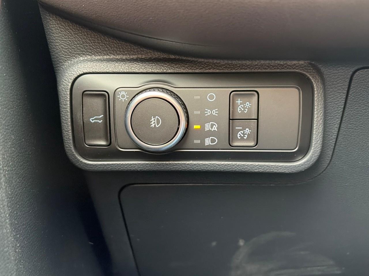 2026 Ford Explorer Platinum 4WD Photo