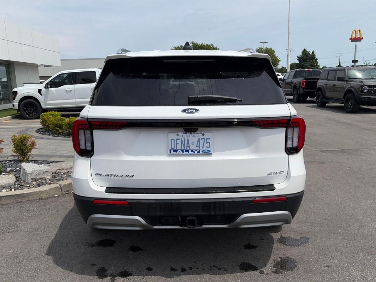 2026 Ford Explorer Platinum 4WD Photo