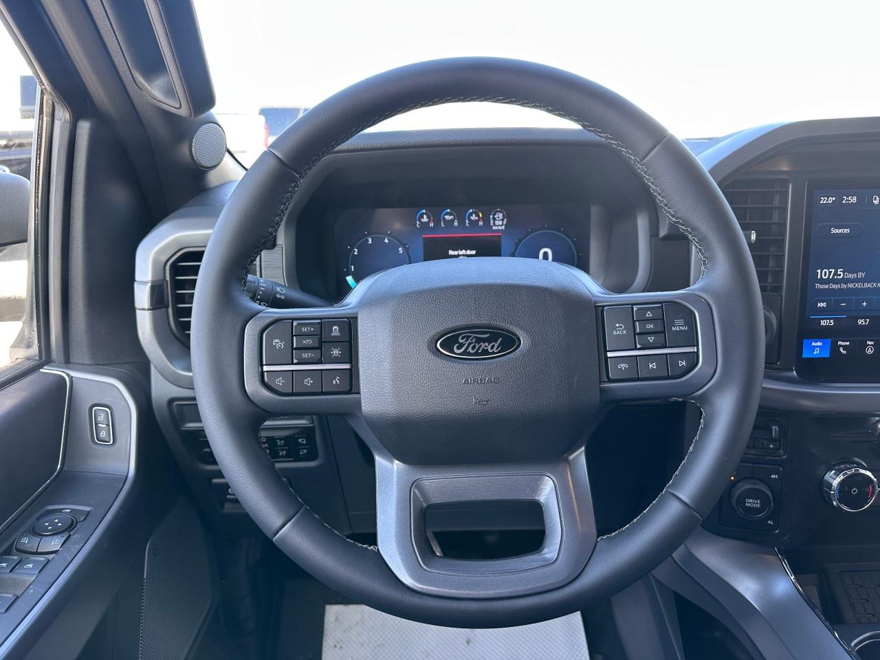 2026 Ford F-150 XLT 4WD SuperCrew 5.5' Box Photo