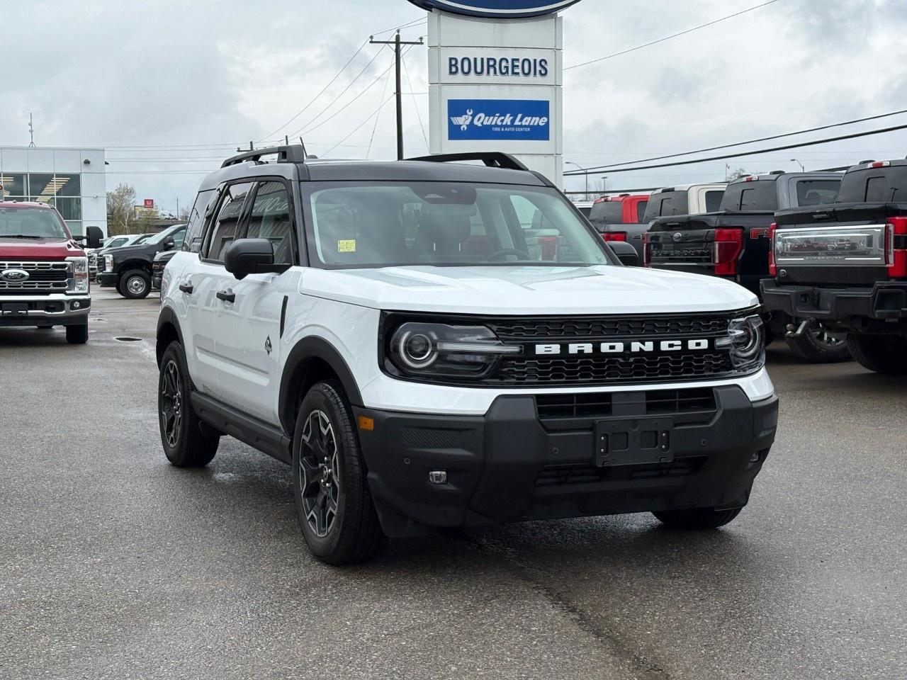 2026 Ford Bronco Sport Outer Banks 4x4 Photo3
