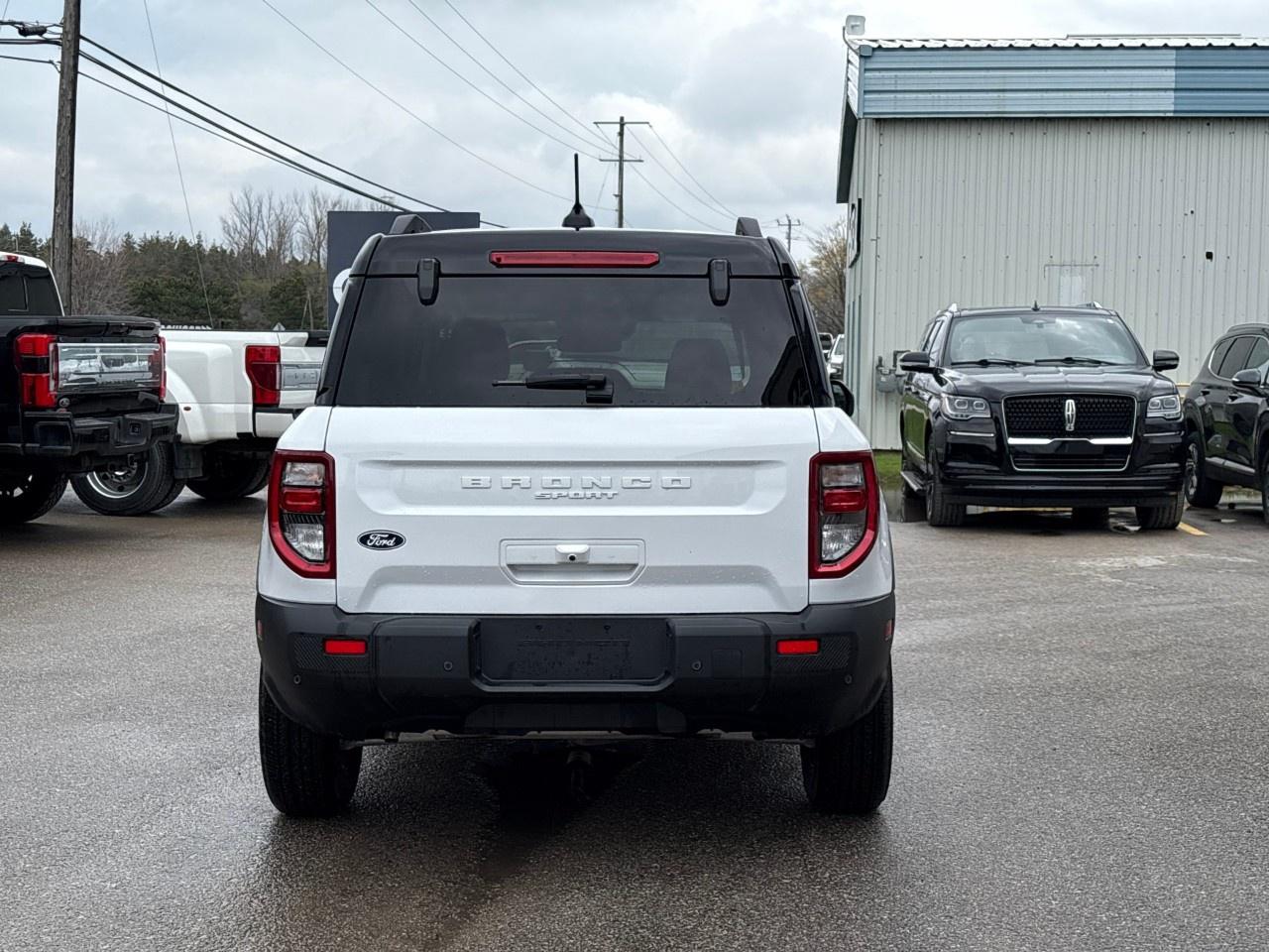 2026 Ford Bronco Sport Outer Banks 4x4 Photo
