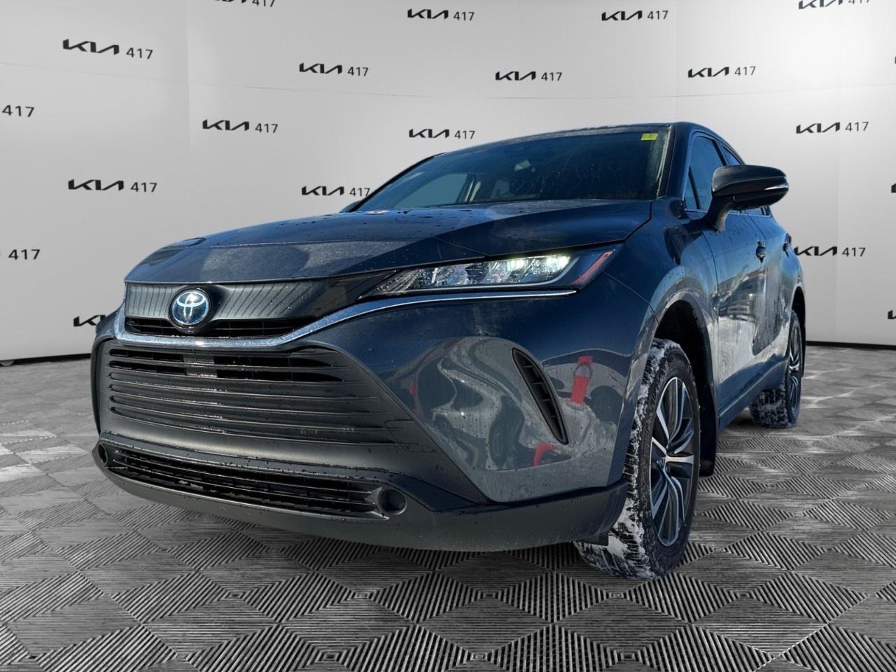 2022 Toyota Venza LE AWD Photo