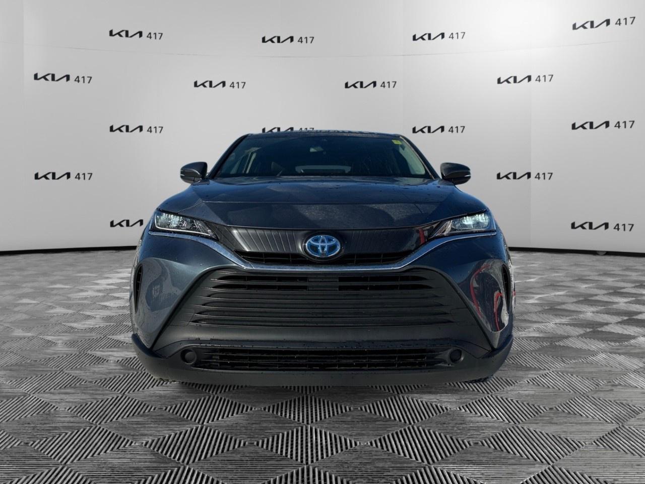 2022 Toyota Venza LE AWD Photo