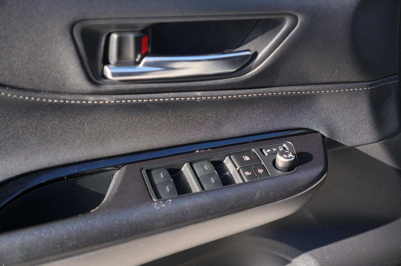 2022 Toyota Venza LE AWD Photo