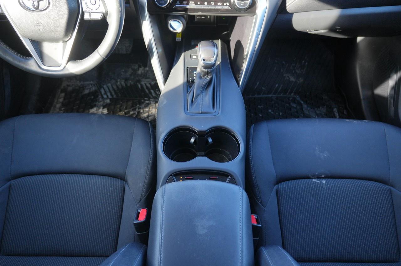 2022 Toyota Venza LE AWD Photo