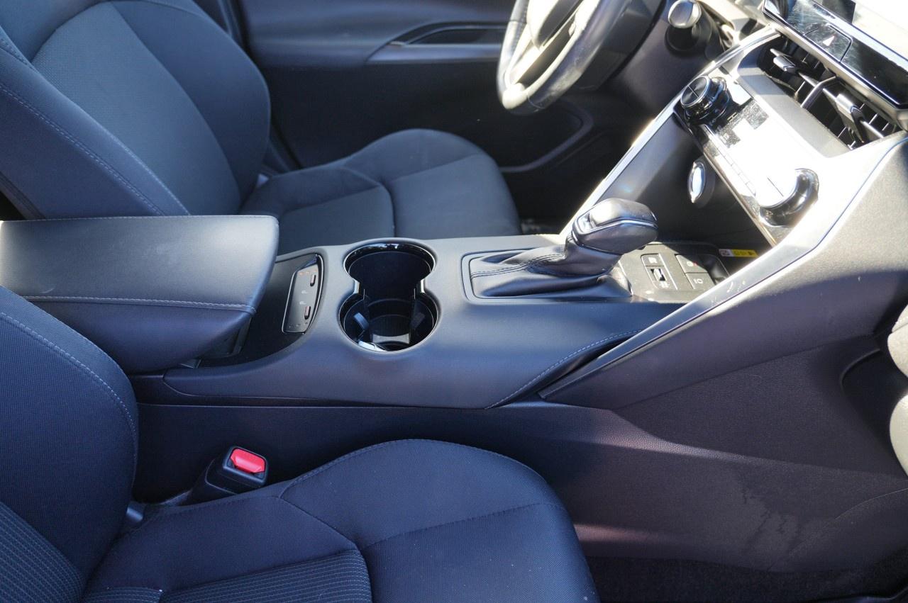 2022 Toyota Venza LE AWD Photo