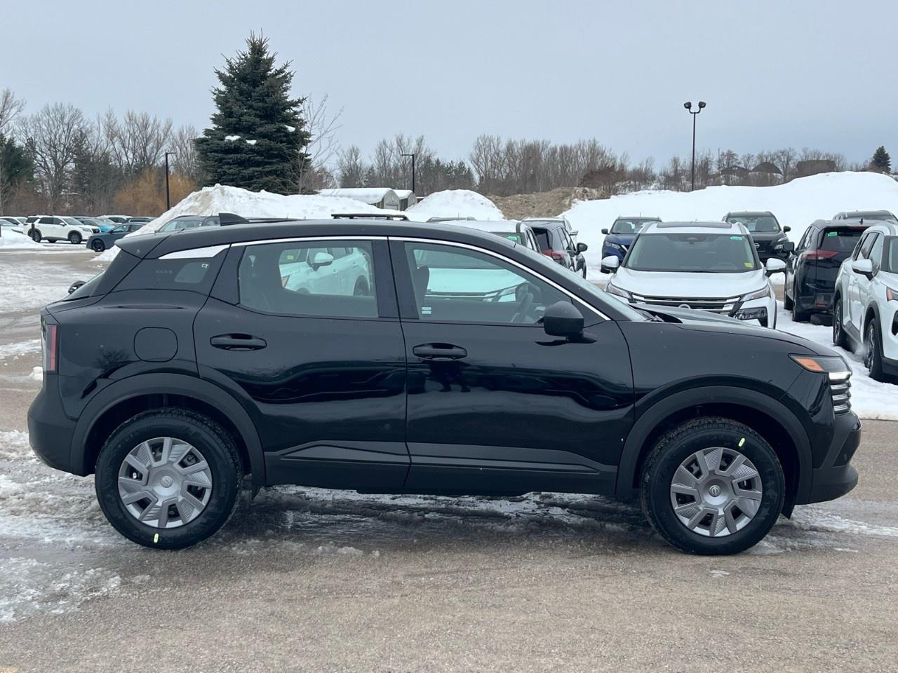 2026 Nissan Kicks S AWD Photo