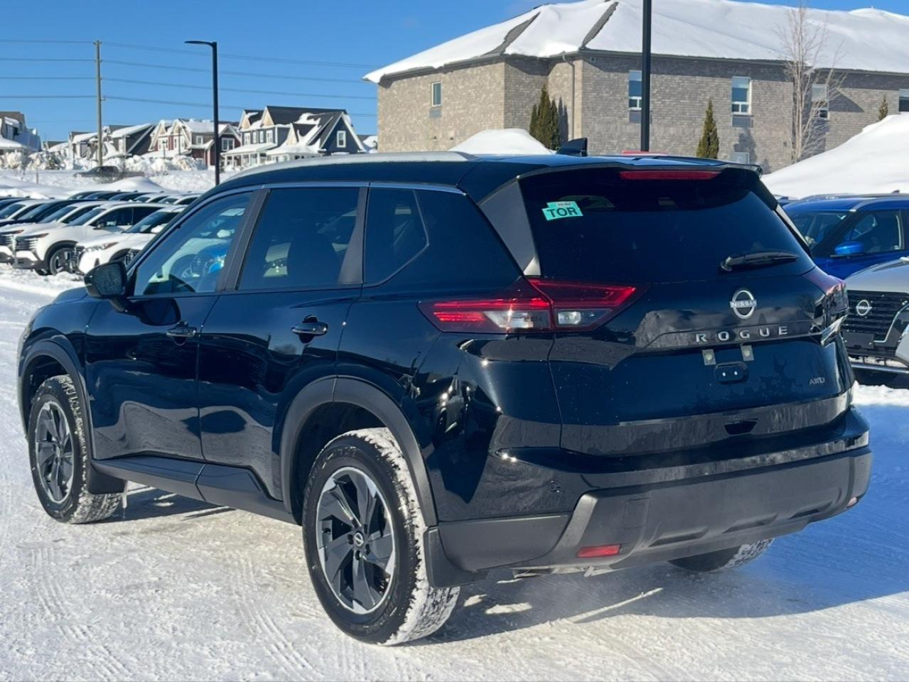 2026 Nissan Rogue AWD SV Moonroof Photo