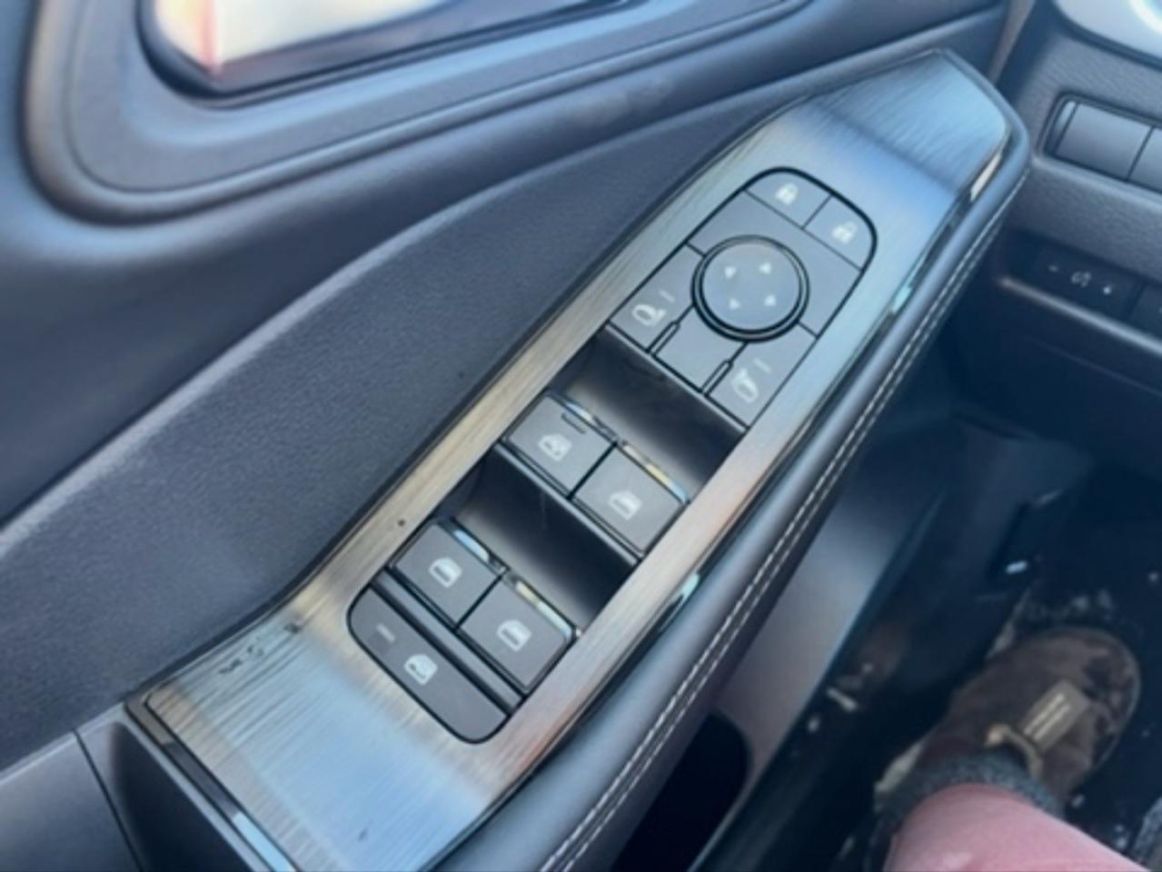 2026 Nissan Rogue AWD SV Moonroof Photo