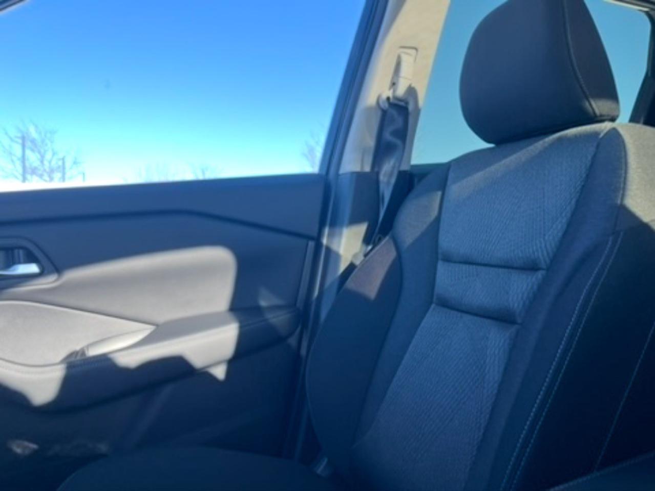 2026 Nissan Rogue AWD SV Moonroof Photo